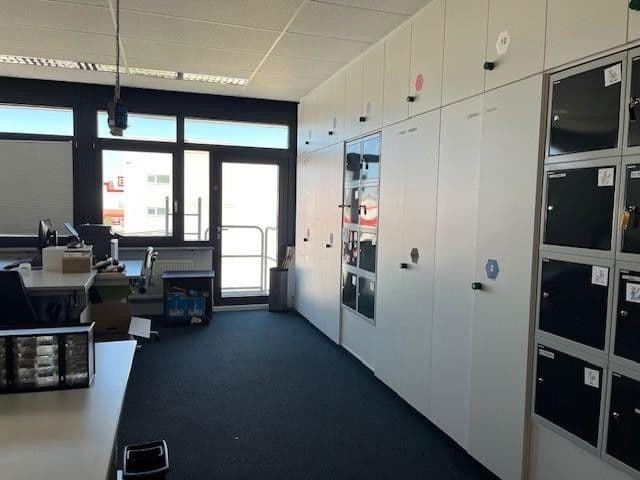 Prenájom kancelárie 270 m², Breitwiesenstraße 13, Stuttgart, Bádensko-Wurttembersko Prenájom kancelárie 270 m², Breitwiesenstraße 13, Stuttgart, Bádensko-Wurttembersko