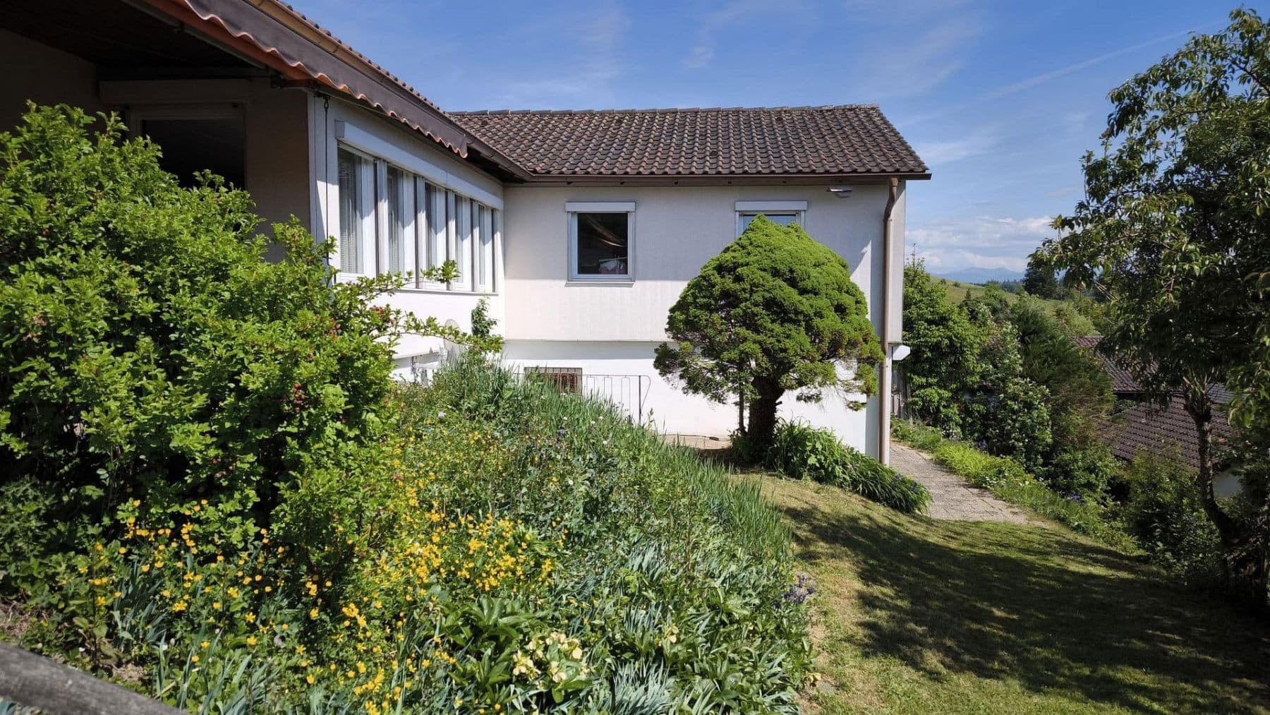 Predaj domu 170 m², pozemek 925 m², Wangen im Allgäu, Bádensko-Wurttembersko Predaj domu 170 m², pozemek 925 m², Wangen im Allgäu, Bádensko-Wurttembersko