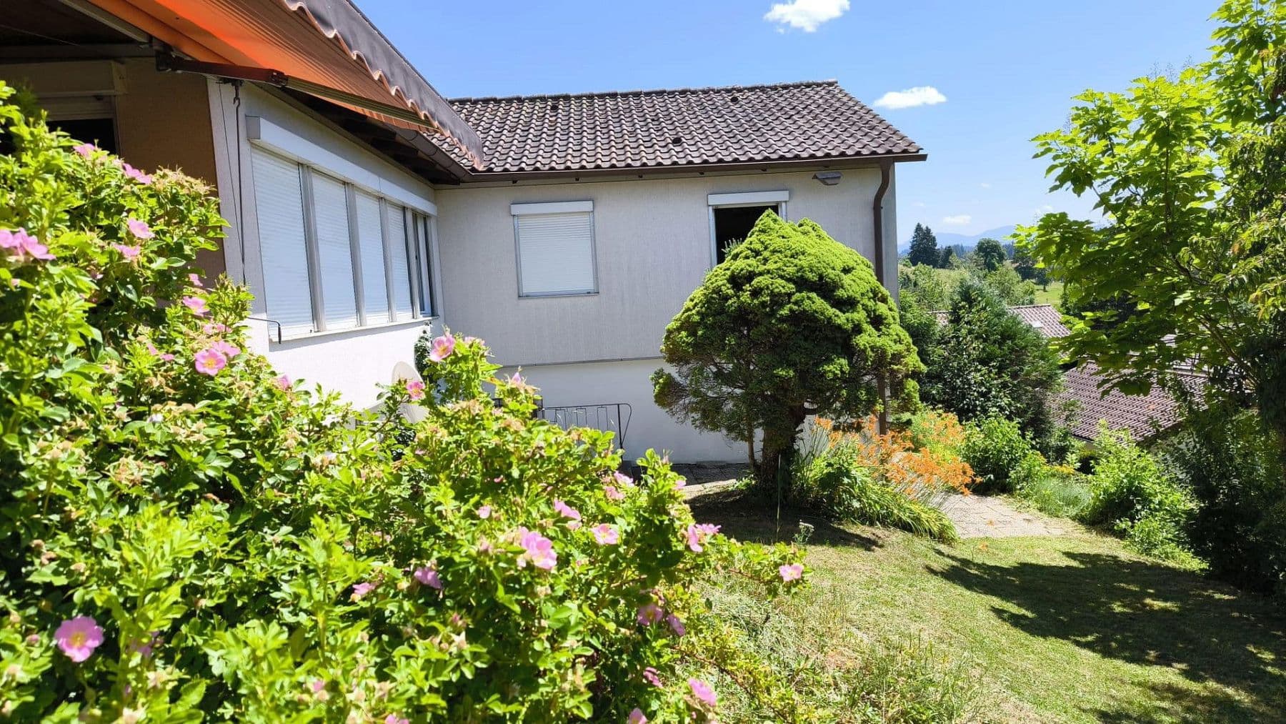 Predaj domu 170 m², pozemek 925 m², Wangen im Allgäu, Bádensko-Wurttembersko Predaj domu 170 m², pozemek 925 m², Wangen im Allgäu, Bádensko-Wurttembersko