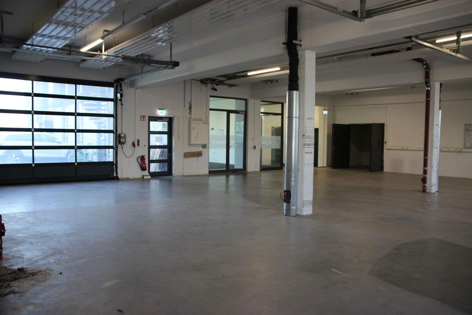 Prenájom kancelárie 1.000 m², Franz-Grashof-Straße 5, Mannheim, Bádensko-Wurttembersko Prenájom kancelárie 1.000 m², Franz-Grashof-Straße 5, Mannheim, Bádensko-Wurttembersko