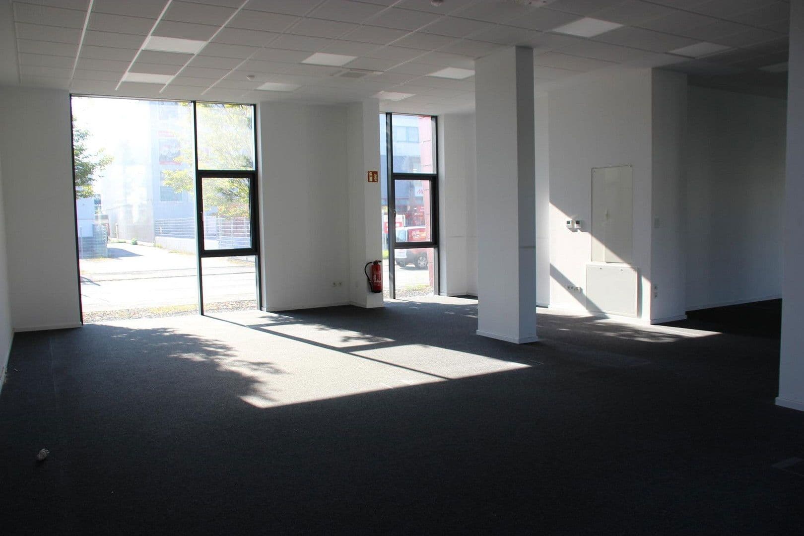 Prenájom kancelárie 1.000 m², Franz-Grashof-Straße 5, Mannheim, Bádensko-Wurttembersko Prenájom kancelárie 1.000 m², Franz-Grashof-Straße 5, Mannheim, Bádensko-Wurttembersko