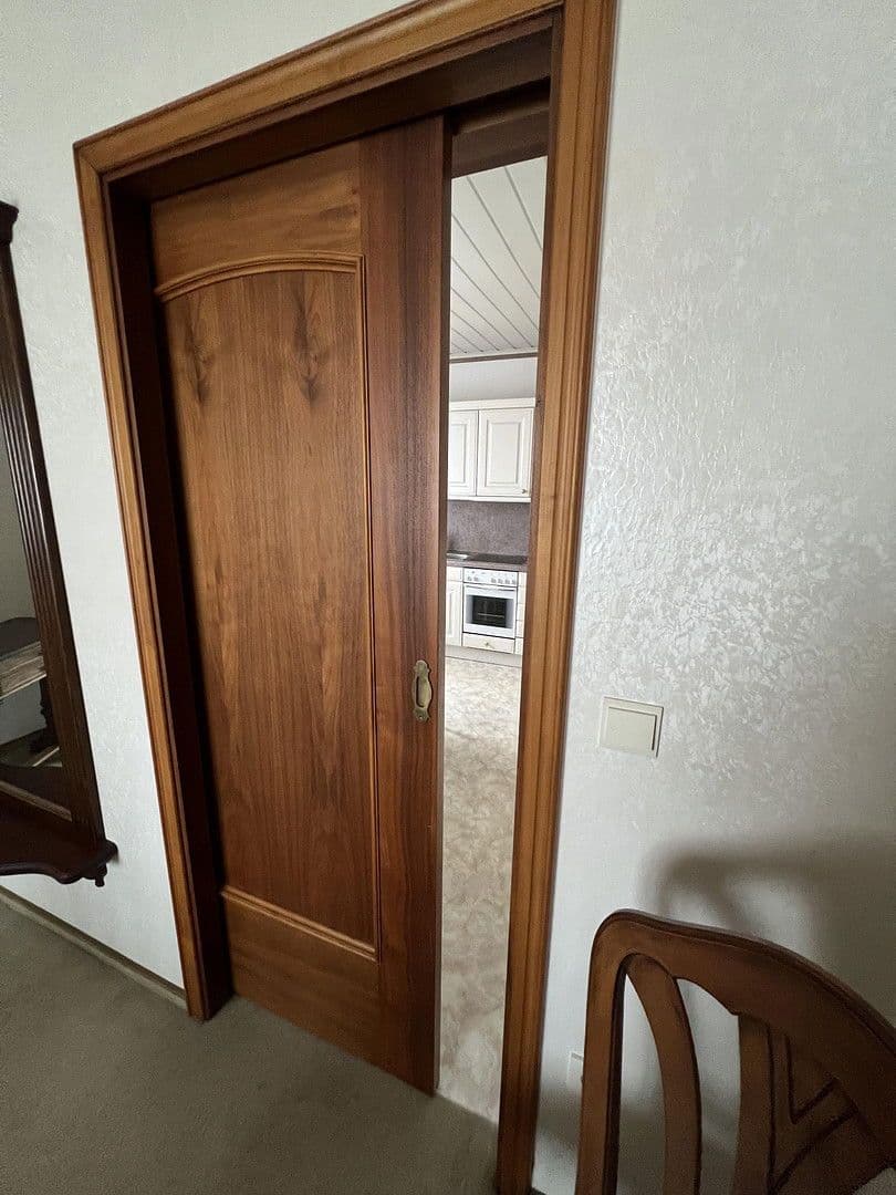 Predaj domu 107 m², pozemek 462 m², Pfarrstraße 17, Ernsgaden, Bavorsko Predaj domu 107 m², pozemek 462 m², Pfarrstraße 17, Ernsgaden, Bavorsko