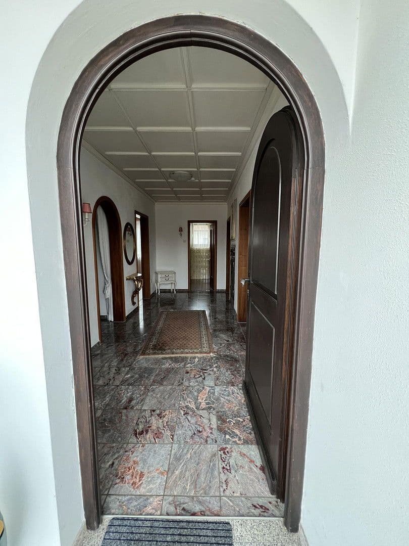 Predaj domu 107 m², pozemek 462 m², Pfarrstraße 17, Ernsgaden, Bavorsko Predaj domu 107 m², pozemek 462 m², Pfarrstraße 17, Ernsgaden, Bavorsko