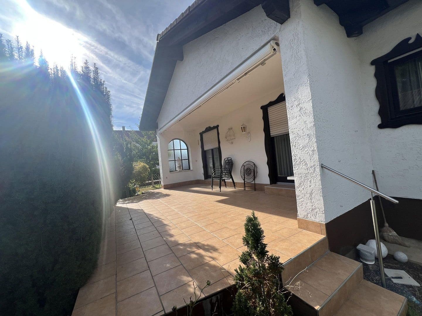 Predaj domu 107 m², pozemek 462 m², Pfarrstraße 17, Ernsgaden, Bavorsko Predaj domu 107 m², pozemek 462 m², Pfarrstraße 17, Ernsgaden, Bavorsko