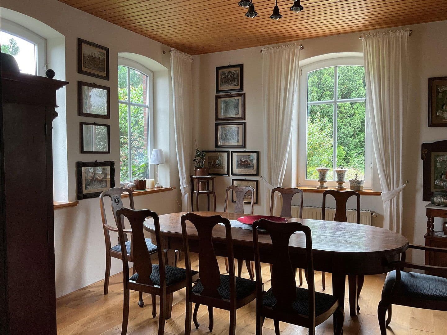 Predaj domu 180 m², pozemek 2.889 m², Nienstädt, Dolné Sasko Predaj domu 180 m², pozemek 2.889 m², Nienstädt, Dolné Sasko