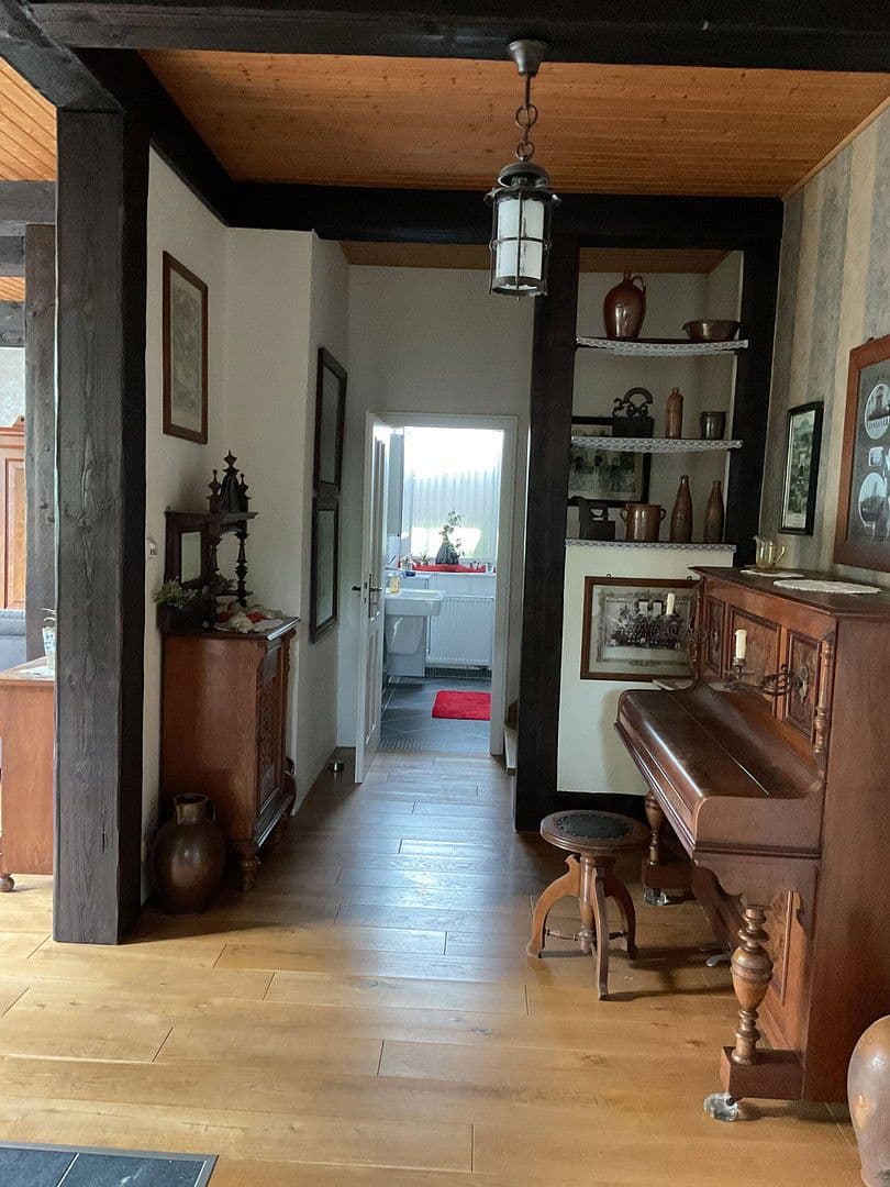 Predaj domu 180 m², pozemek 2.889 m², Nienstädt, Dolné Sasko Predaj domu 180 m², pozemek 2.889 m², Nienstädt, Dolné Sasko