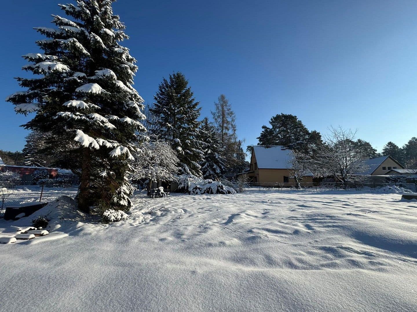 Predaj pozemku 653 m², Hohen Neuendorf, Brandenbursko Predaj pozemku 653 m², Hohen Neuendorf, Brandenbursko