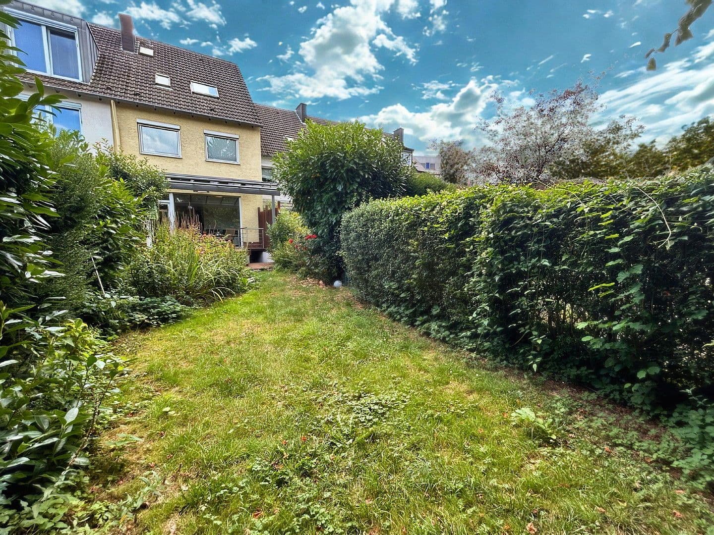 Predaj domu 127 m², pozemek 266 m², Köln, Severné Porýnie - Westfálsko Predaj domu 127 m², pozemek 266 m², Köln, Severné Porýnie - Westfálsko