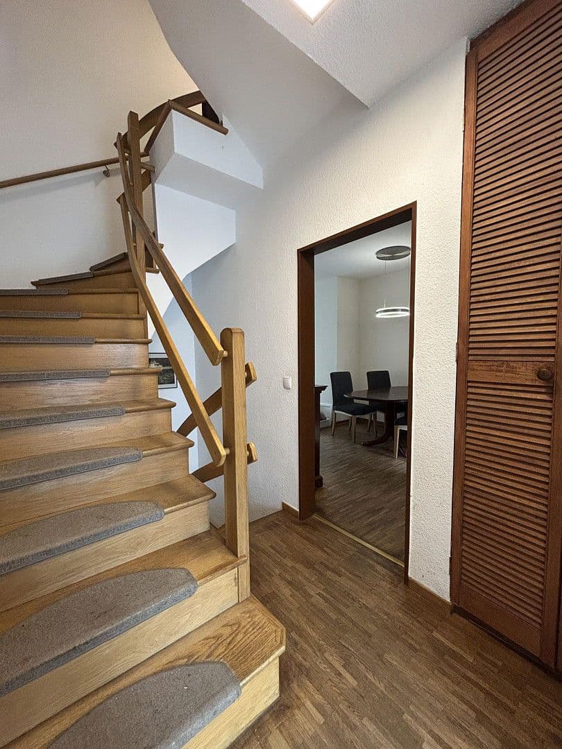 Predaj domu 127 m², pozemek 266 m², Köln, Severné Porýnie - Westfálsko Predaj domu 127 m², pozemek 266 m², Köln, Severné Porýnie - Westfálsko