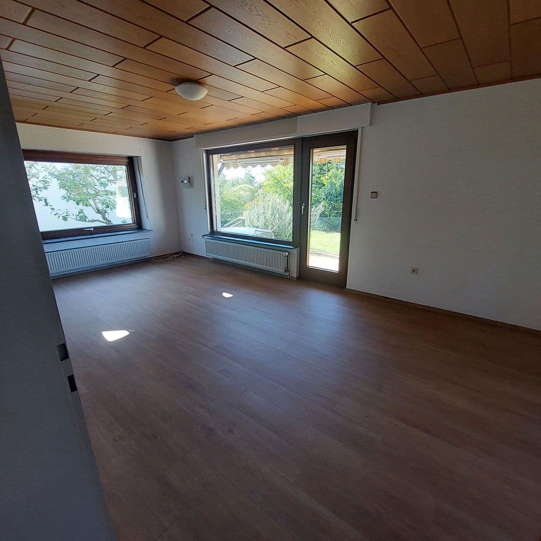 Predaj domu 80 m², pozemek 546 m², Durmersheim, Bádensko-Wurttembersko Predaj domu 80 m², pozemek 546 m², Durmersheim, Bádensko-Wurttembersko