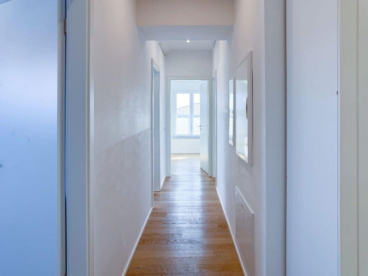 Predaj bytu 4-izbový 86 m², Höhenkirchen-Siegertsbrunn, Bavorsko Predaj bytu 4-izbový 86 m², Höhenkirchen-Siegertsbrunn, Bavorsko