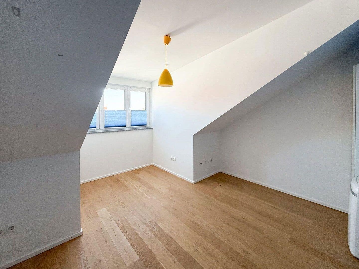 Predaj bytu 4-izbový 86 m², Höhenkirchen-Siegertsbrunn, Bavorsko Predaj bytu 4-izbový 86 m², Höhenkirchen-Siegertsbrunn, Bavorsko