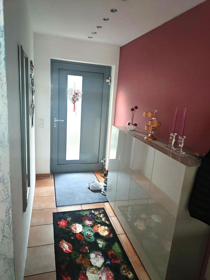 Predaj domu 136 m², pozemek 144 m², Sophie Tschorn Str. 71, Stuttgart, Bádensko-Wurttembersko Predaj domu 136 m², pozemek 144 m², Sophie Tschorn Str. 71, Stuttgart, Bádensko-Wurttembersko