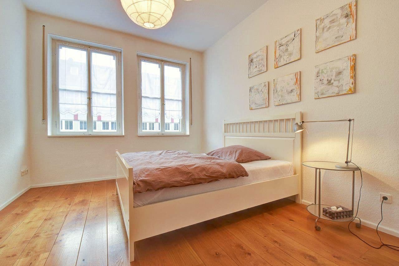 Prenájom bytu 2-izbový 52 m², Stuttgart, Bádensko-Wurttembersko Prenájom bytu 2-izbový 52 m², Stuttgart, Bádensko-Wurttembersko