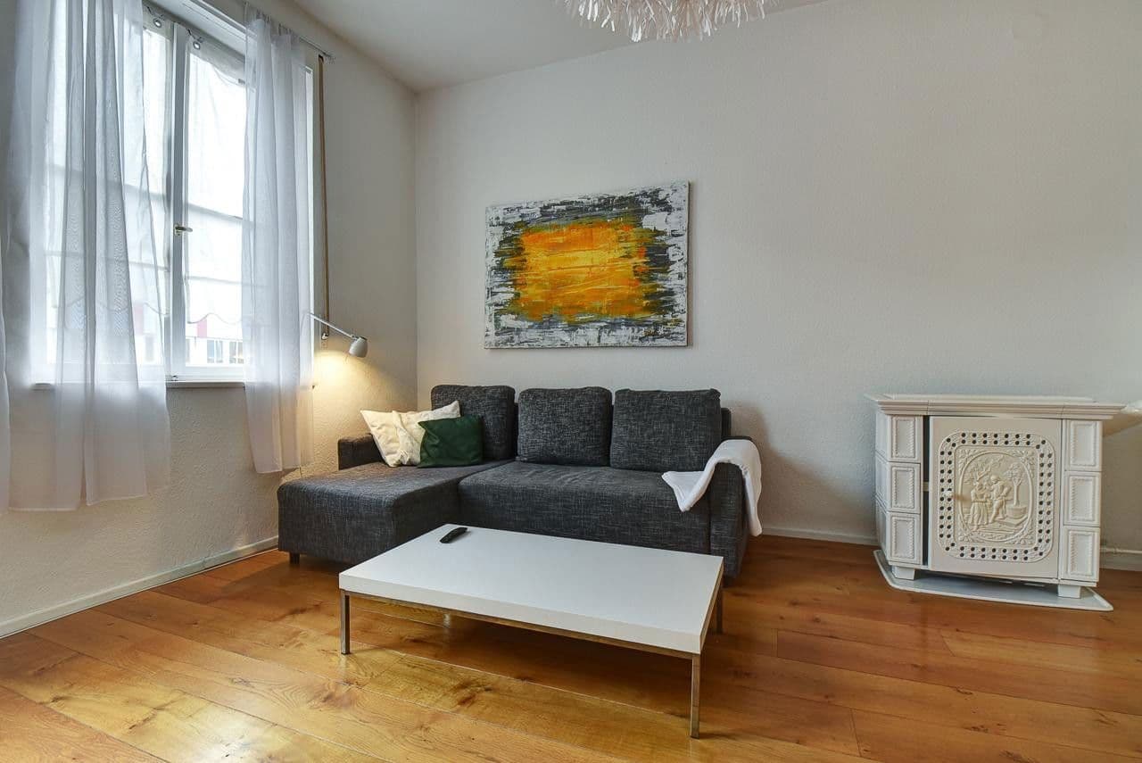 Prenájom bytu 2-izbový 52 m², Stuttgart, Bádensko-Wurttembersko Prenájom bytu 2-izbový 52 m², Stuttgart, Bádensko-Wurttembersko