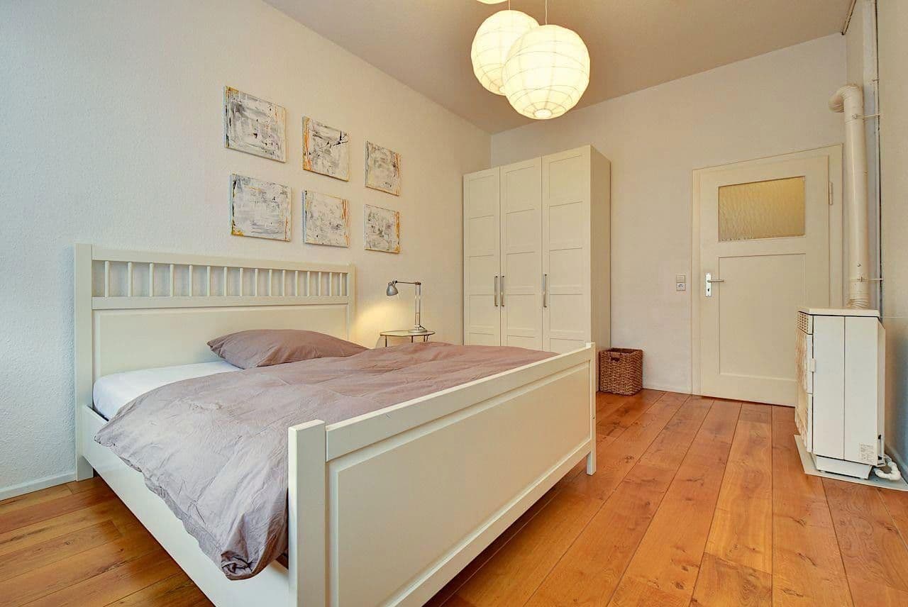 Prenájom bytu 2-izbový 52 m², Stuttgart, Bádensko-Wurttembersko Prenájom bytu 2-izbový 52 m², Stuttgart, Bádensko-Wurttembersko