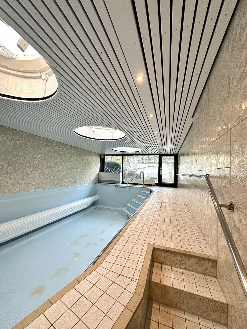 Predaj domu 300 m², pozemek 688 m², Wiesenstraße, Offenbach am Main, Hesensko Predaj domu 300 m², pozemek 688 m², Wiesenstraße, Offenbach am Main, Hesensko