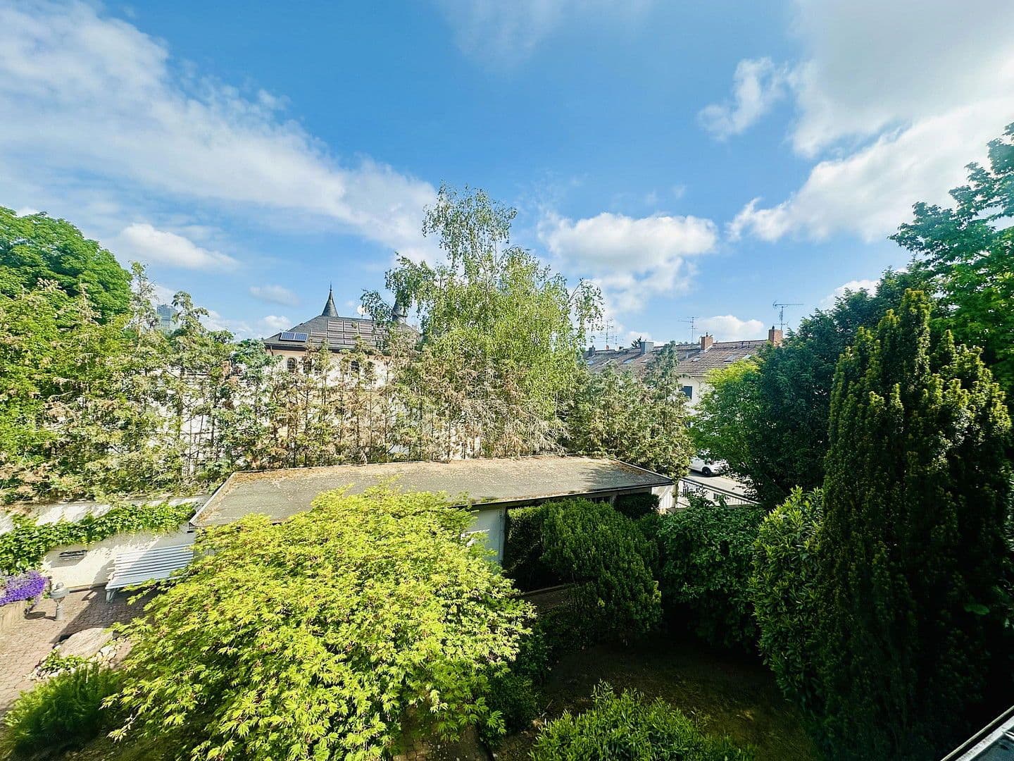 Predaj domu 300 m², pozemek 688 m², Wiesenstraße, Offenbach am Main, Hesensko Predaj domu 300 m², pozemek 688 m², Wiesenstraße, Offenbach am Main, Hesensko