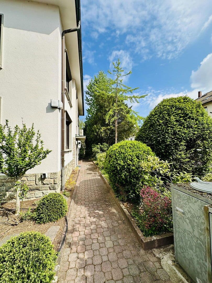 Predaj domu 300 m², pozemek 688 m², Wiesenstraße, Offenbach am Main, Hesensko Predaj domu 300 m², pozemek 688 m², Wiesenstraße, Offenbach am Main, Hesensko