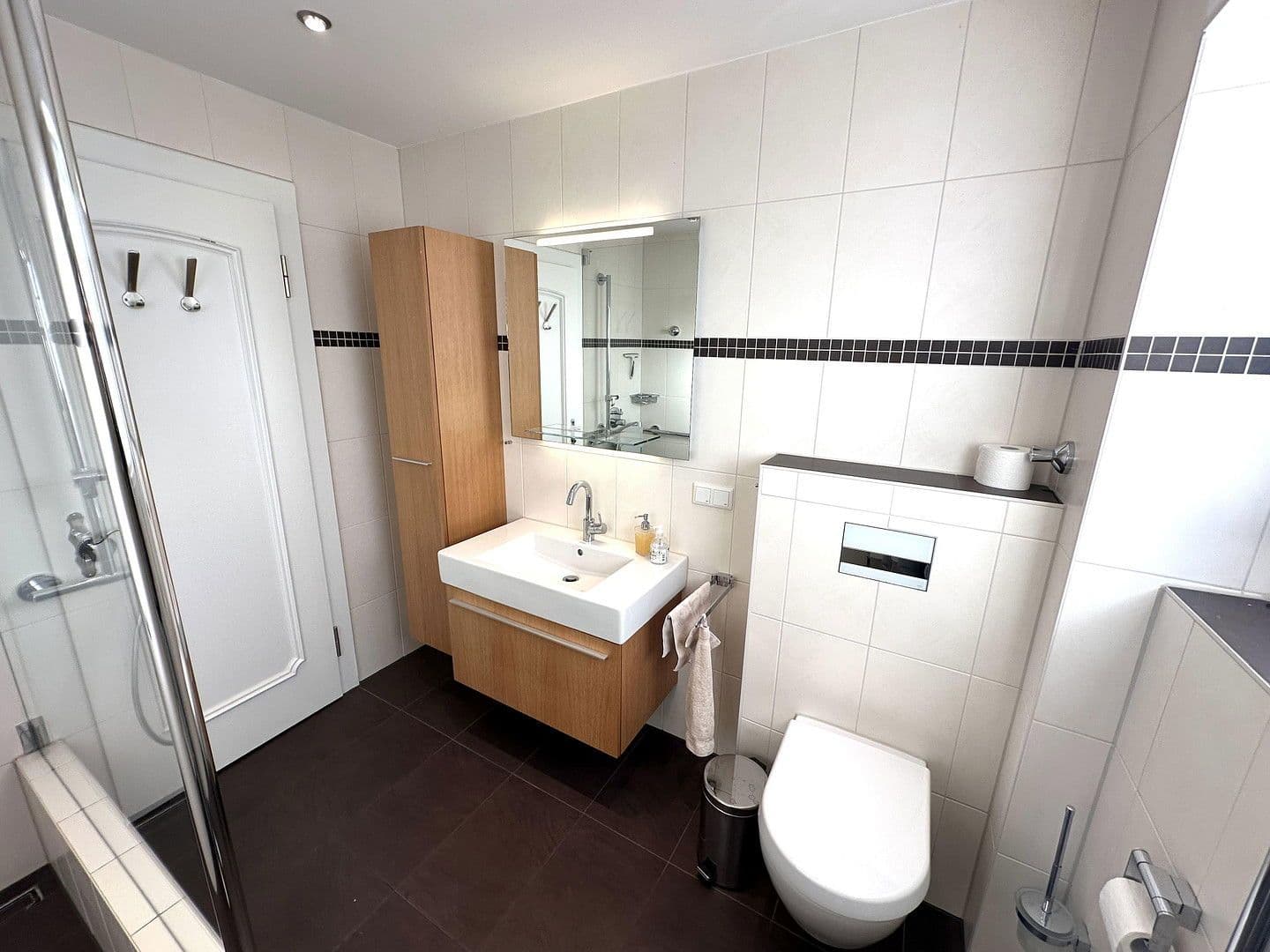 Predaj domu 300 m², pozemek 688 m², Wiesenstraße, Offenbach am Main, Hesensko Predaj domu 300 m², pozemek 688 m², Wiesenstraße, Offenbach am Main, Hesensko