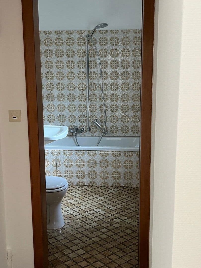 Prenájom bytu 2-izbový 67 m², Lüdenscheid, Severné Porýnie - Westfálsko Prenájom bytu 2-izbový 67 m², Lüdenscheid, Severné Porýnie - Westfálsko