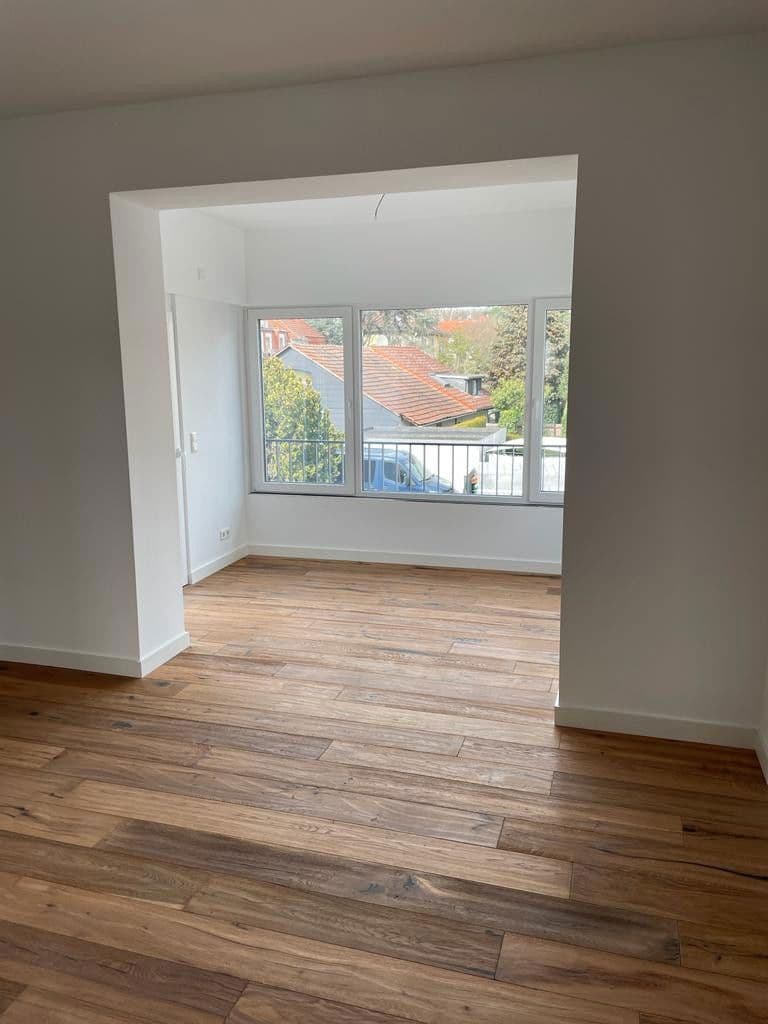 Prenájom bytu 4-izbový 132 m², Sulzbacherstr 14, Bad Soden am Taunus, Hesensko Prenájom bytu 4-izbový 132 m², Sulzbacherstr 14, Bad Soden am Taunus, Hesensko