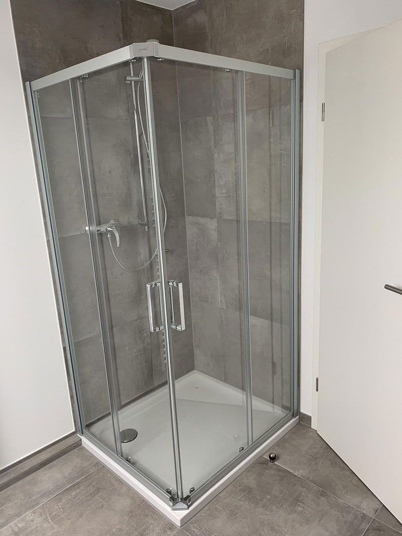 Prenájom bytu 2-izbový 63 m², Schulstr. 124, Duisburg, Severné Porýnie - Westfálsko Prenájom bytu 2-izbový 63 m², Schulstr. 124, Duisburg, Severné Porýnie - Westfálsko