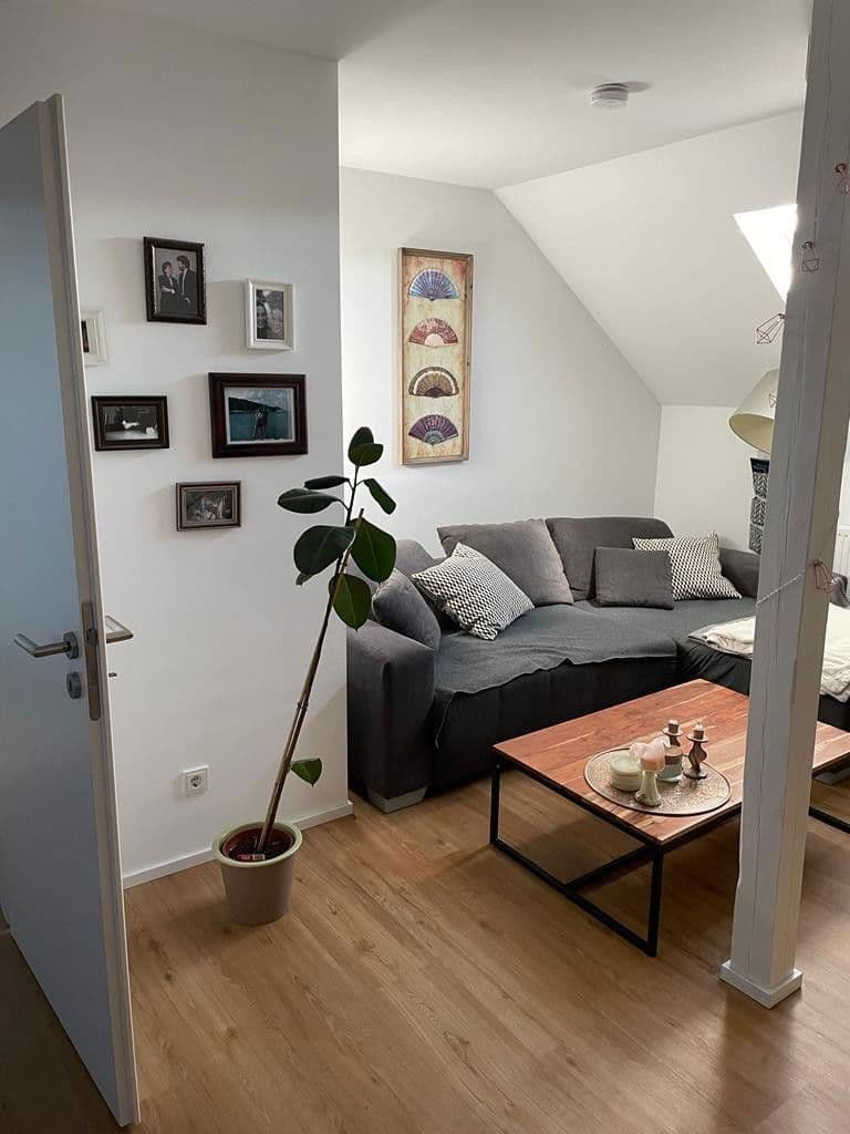 Prenájom bytu 2-izbový 63 m², Schulstr. 124, Duisburg, Severné Porýnie - Westfálsko Prenájom bytu 2-izbový 63 m², Schulstr. 124, Duisburg, Severné Porýnie - Westfálsko