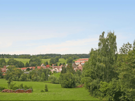 Prenájom bytu 3-izbový 89 m², Liebenzellerstr. 35, Schömberg, Bádensko-Wurttembersko Prenájom bytu 3-izbový 89 m², Liebenzellerstr. 35, Schömberg, Bádensko-Wurttembersko