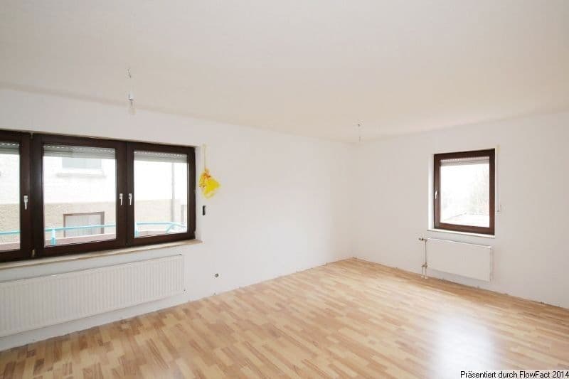 Prenájom bytu 3-izbový 89 m², Liebenzellerstr. 35, Schömberg, Bádensko-Wurttembersko Prenájom bytu 3-izbový 89 m², Liebenzellerstr. 35, Schömberg, Bádensko-Wurttembersko