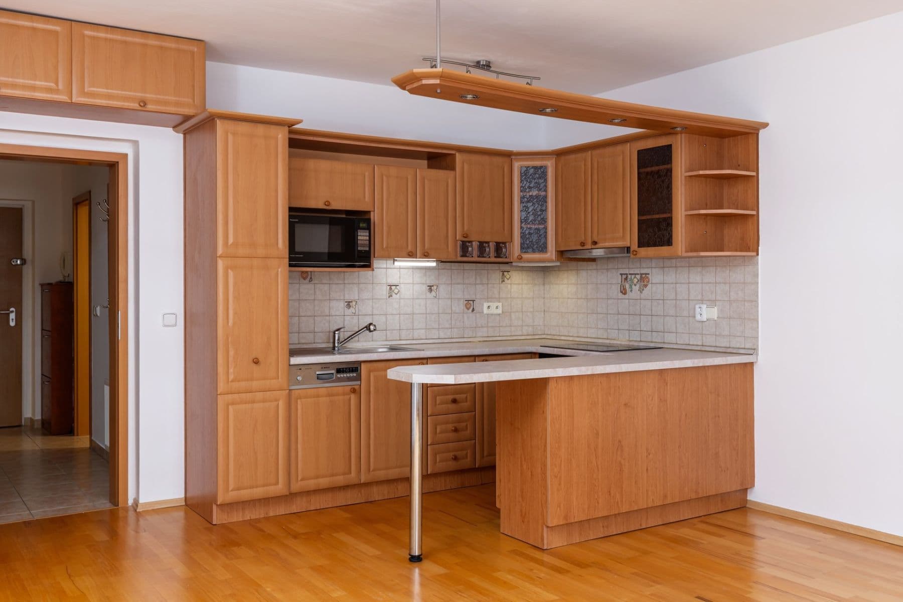 Prenájom bytu 1-izbový 39 m², Jemnická, Praha, Praha Prenájom bytu 1-izbový 39 m², Jemnická, Praha, Praha