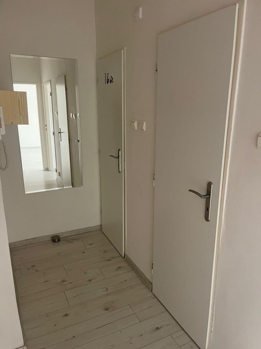 Predaj bytu 1-izbový 38 m², Kosmonautů, Karviná, Moravskoslezský kraj Predaj bytu 1-izbový 38 m², Kosmonautů, Karviná, Moravskoslezský kraj