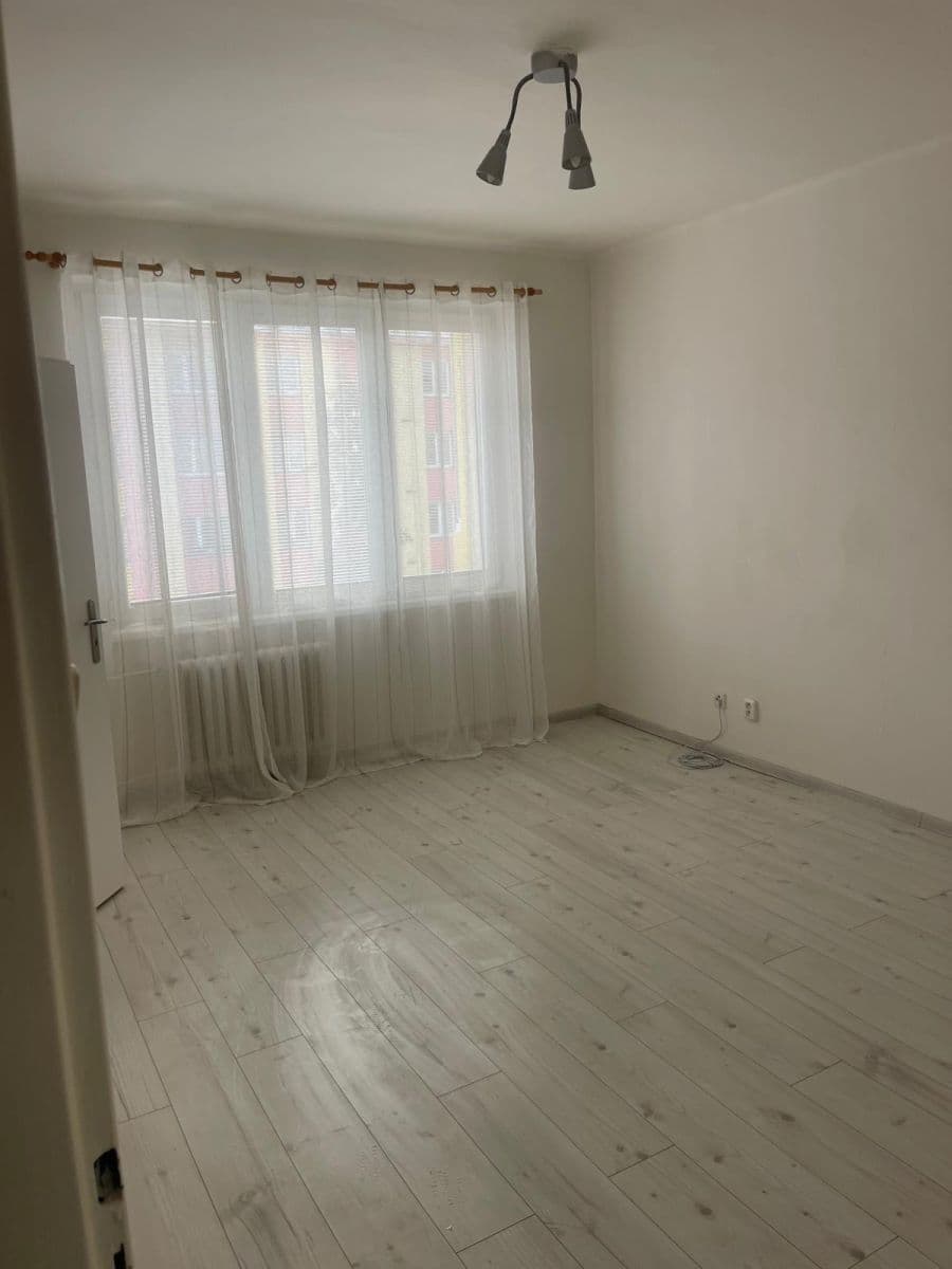 Predaj bytu 1-izbový 38 m², Kosmonautů, Karviná, Moravskoslezský kraj Predaj bytu 1-izbový 38 m², Kosmonautů, Karviná, Moravskoslezský kraj