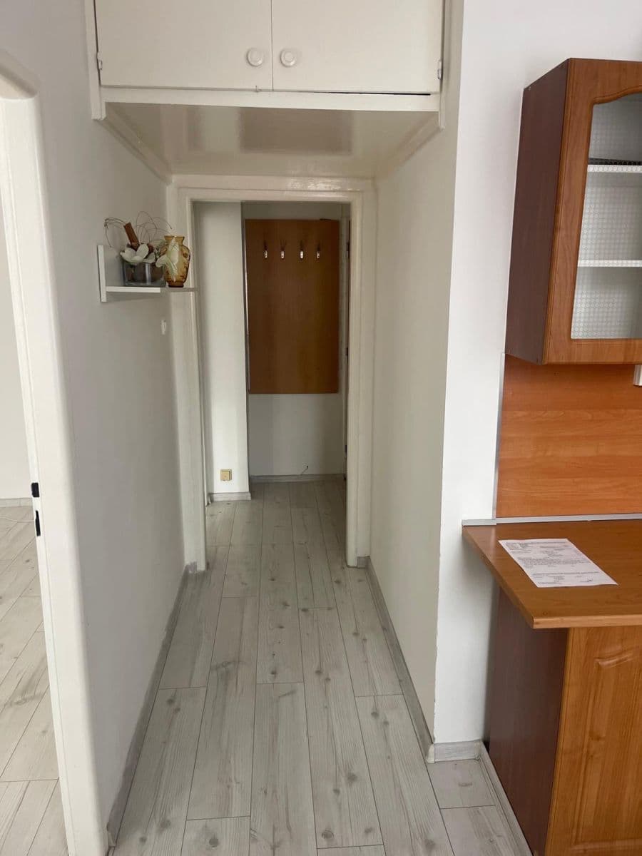 Predaj bytu 1-izbový 38 m², Kosmonautů, Karviná, Moravskoslezský kraj Predaj bytu 1-izbový 38 m², Kosmonautů, Karviná, Moravskoslezský kraj