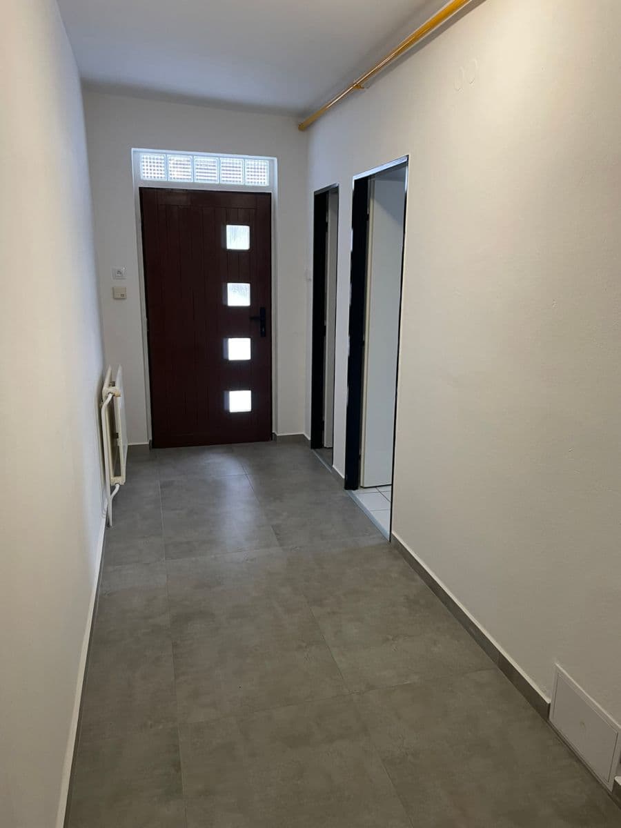 Prenájom bytu 3-izbový 72 m², Za Nádražím, Písek, Jihočeský kraj Prenájom bytu 3-izbový 72 m², Za Nádražím, Písek, Jihočeský kraj