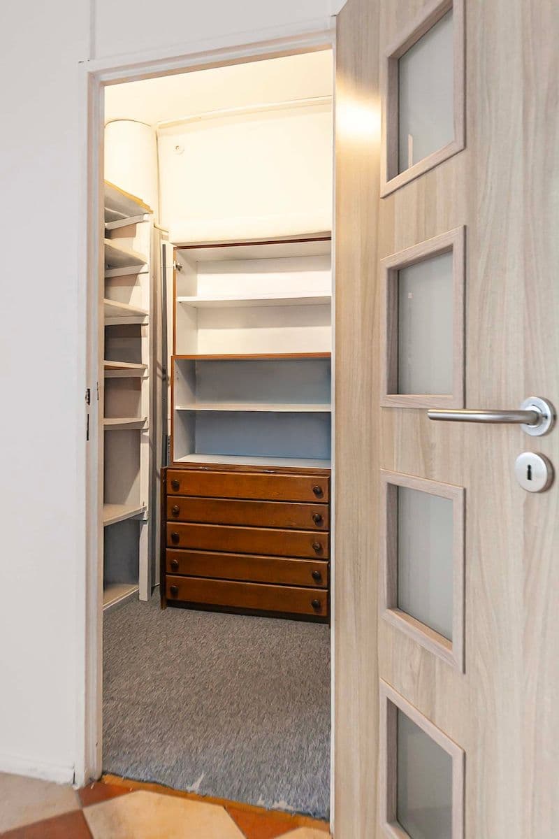 Predaj bytu 2-izbový 58 m², Matoušova, Liberec, Liberecký kraj Predaj bytu 2-izbový 58 m², Matoušova, Liberec, Liberecký kraj