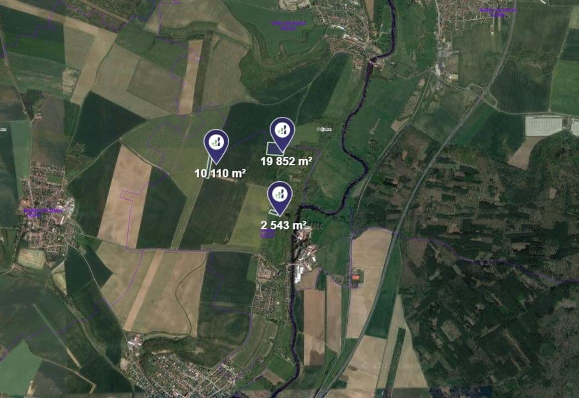 Predaj pozemku 27.450 m², Benátky nad Jizerou, Středočeský kraj Predaj pozemku 27.450 m², Benátky nad Jizerou, Středočeský kraj