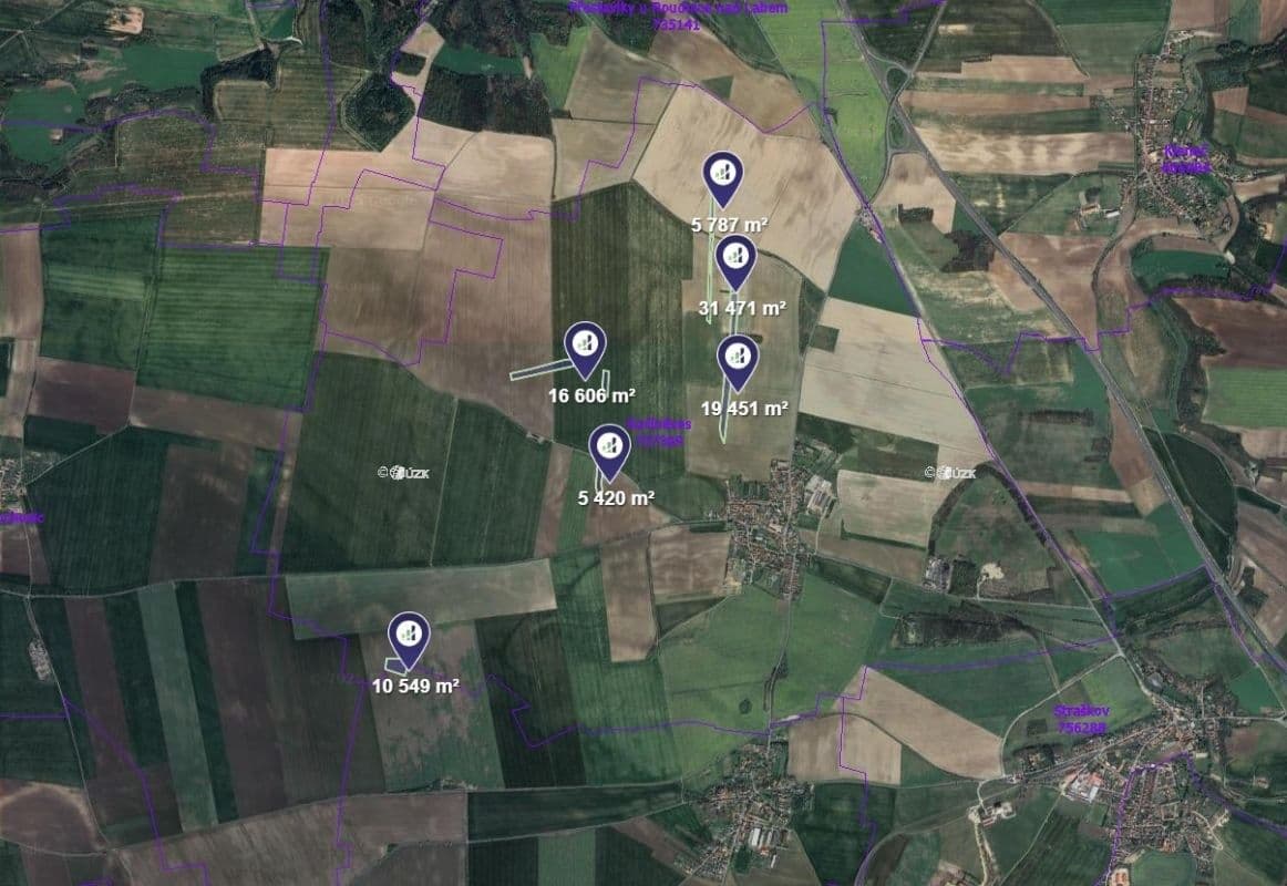 Predaj pozemku 89.284 m², Račiněves, Ústecký kraj Predaj pozemku 89.284 m², Račiněves, Ústecký kraj