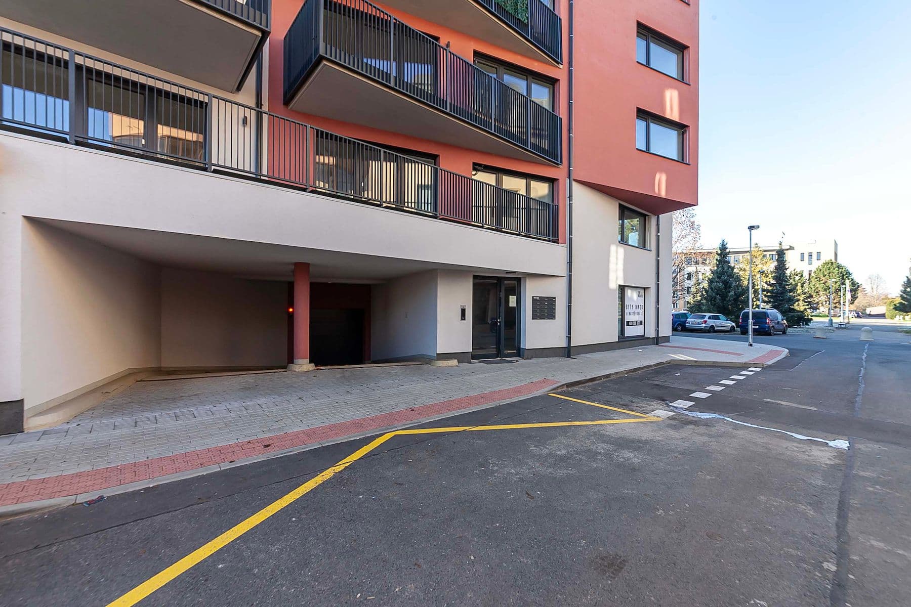 Predaj bytu 41 m², U Hotelu, Praha, Praha Predaj bytu 41 m², U Hotelu, Praha, Praha