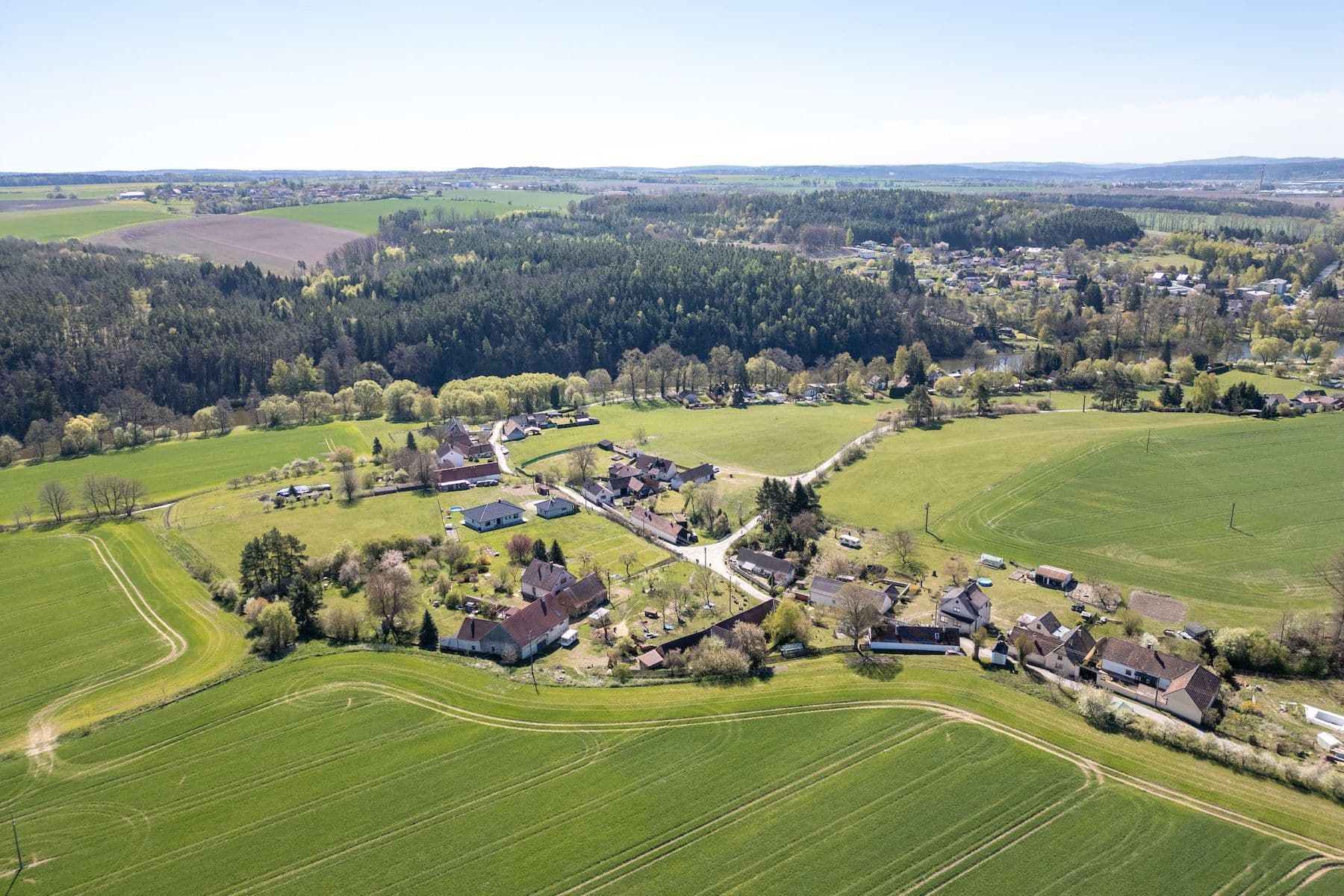 Predaj rekreačného objektu 80 m², pozemek 731 m², Týn nad Vltavou, Jihočeský kraj Predaj rekreačného objektu 80 m², pozemek 731 m², Týn nad Vltavou, Jihočeský kraj