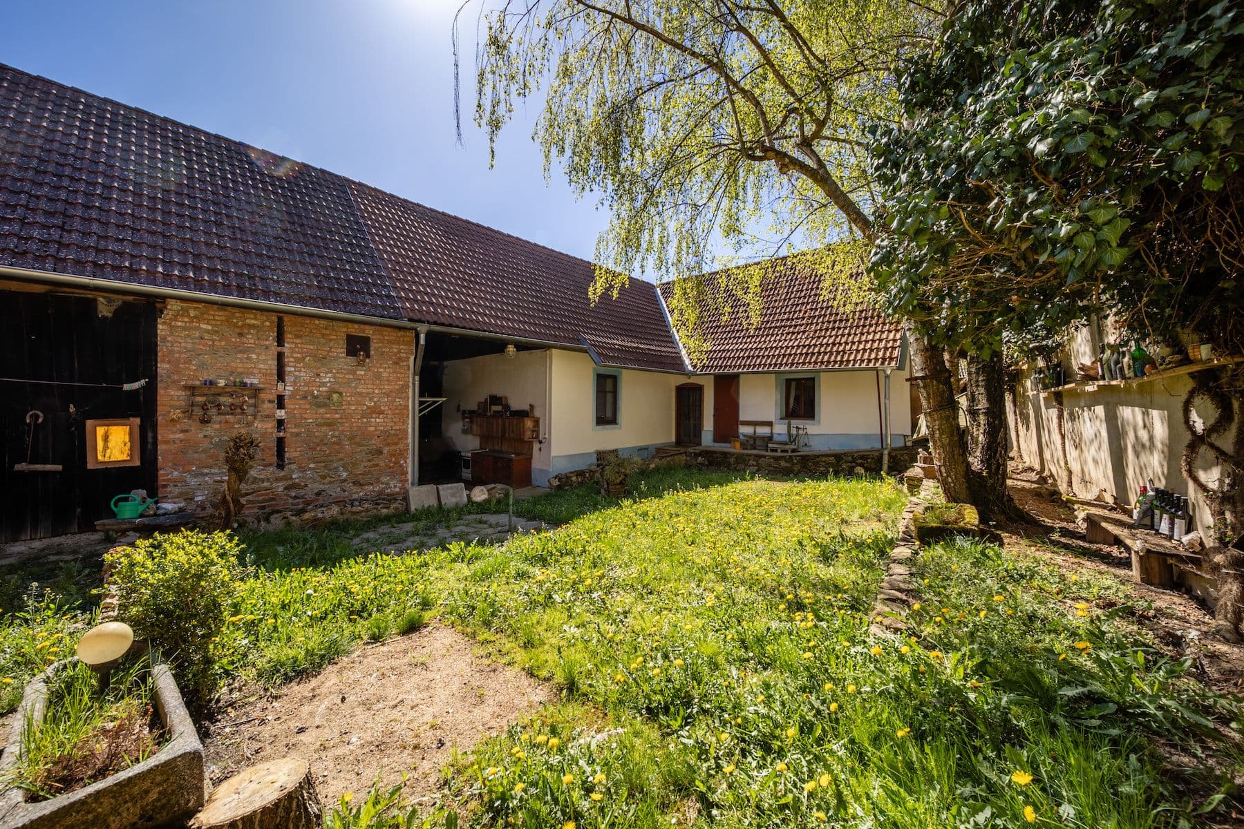 Predaj rekreačného objektu 80 m², pozemek 731 m², Týn nad Vltavou, Jihočeský kraj Predaj rekreačného objektu 80 m², pozemek 731 m², Týn nad Vltavou, Jihočeský kraj