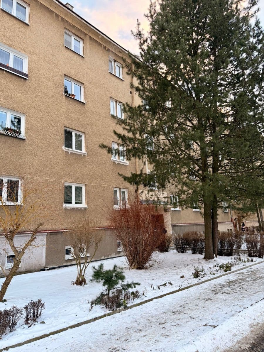 Prenájom bytu 3-izbový 56 m², Podkrušnohorská, Litvínov, Ústecký kraj Prenájom bytu 3-izbový 56 m², Podkrušnohorská, Litvínov, Ústecký kraj