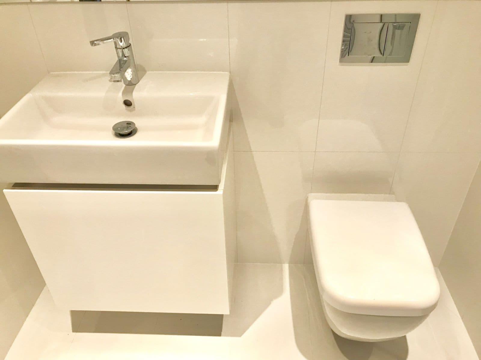 Prenájom bytu 1-izbový 34 m², Altajská, Praha, Praha Prenájom bytu 1-izbový 34 m², Altajská, Praha, Praha