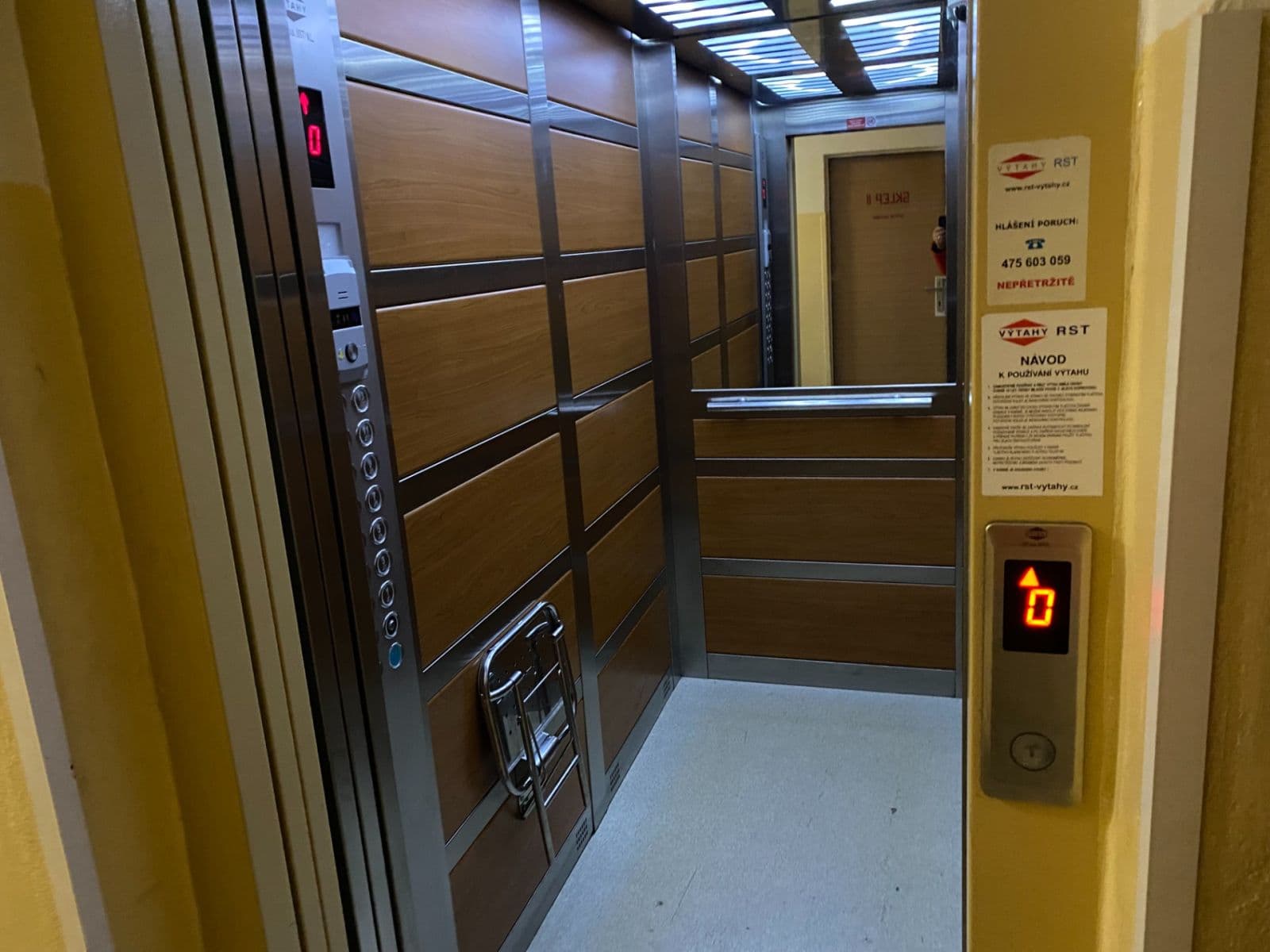 Predaj bytu 1-izbový 22 m², Hilarova, Ústí nad Labem, Ústecký kraj Predaj bytu 1-izbový 22 m², Hilarova, Ústí nad Labem, Ústecký kraj