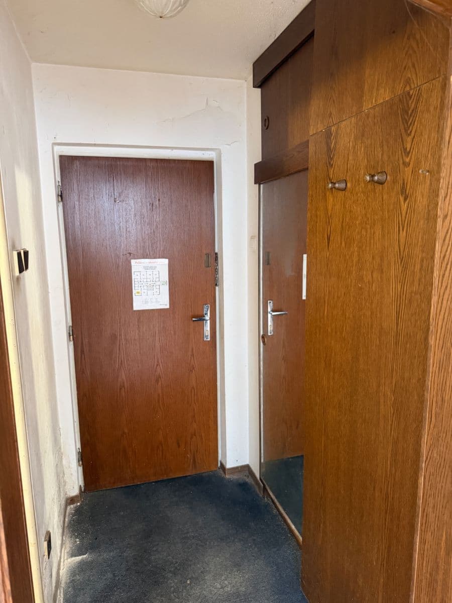 Predaj bytu 1-izbový 18 m², Na Okruhu, Praha, Praha Predaj bytu 1-izbový 18 m², Na Okruhu, Praha, Praha