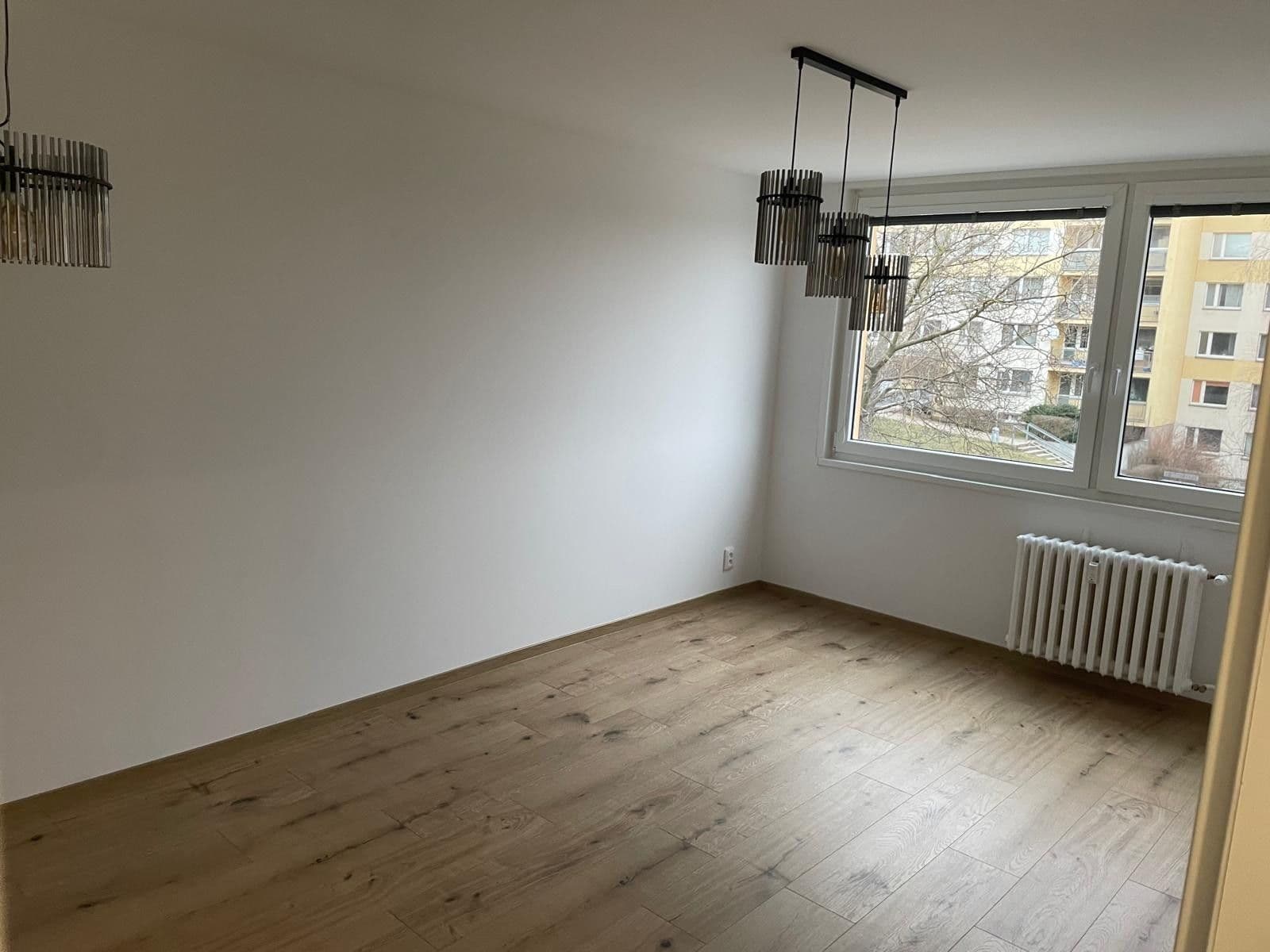 Prenájom bytu 2-izbový 43 m², Ciolkovského, Praha, Praha Prenájom bytu 2-izbový 43 m², Ciolkovského, Praha, Praha