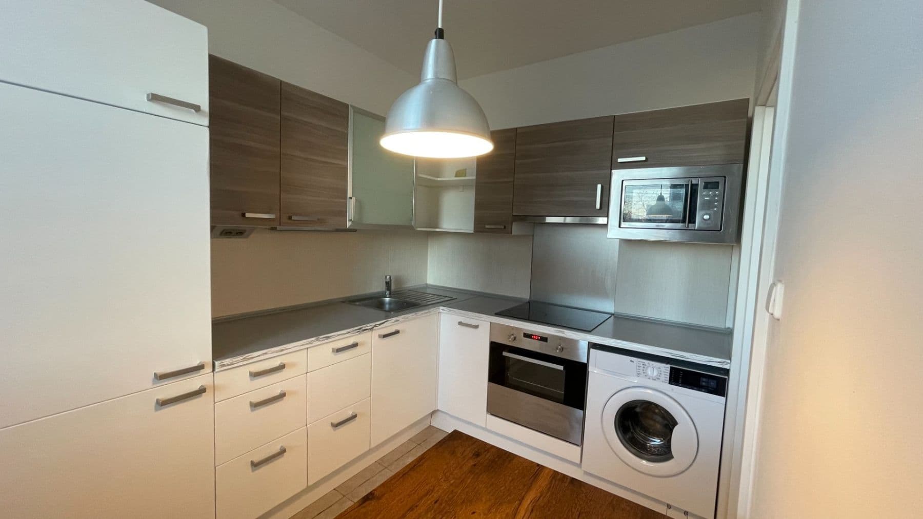 Prenájom bytu 2-izbový 45 m², Ke Strašnické, Praha, Praha Prenájom bytu 2-izbový 45 m², Ke Strašnické, Praha, Praha