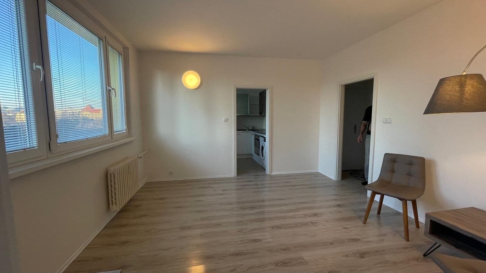 Prenájom bytu 2-izbový 45 m², Ke Strašnické, Praha, Praha Prenájom bytu 2-izbový 45 m², Ke Strašnické, Praha, Praha