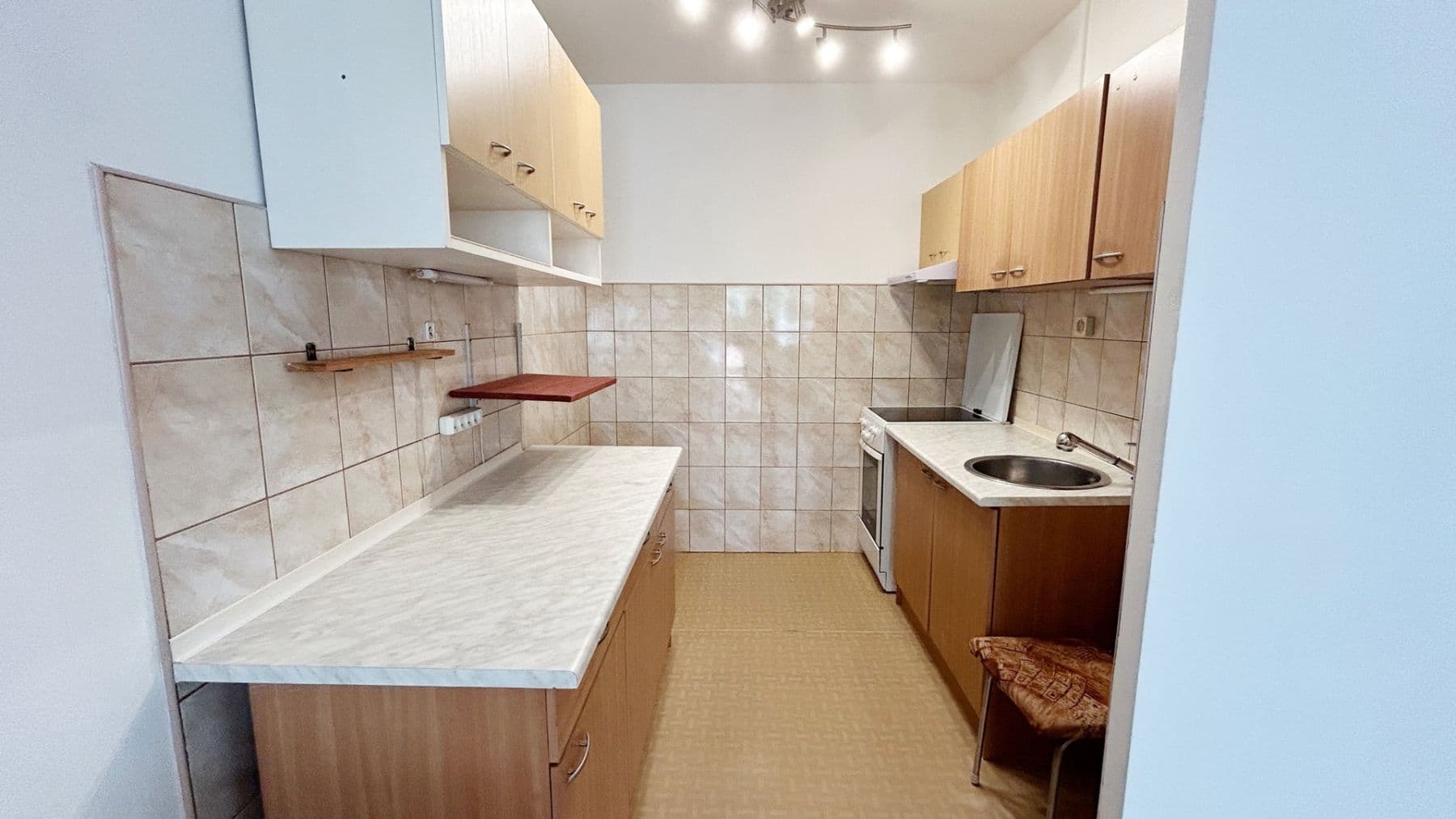 Prenájom bytu 2-izbový 49 m², Poděbradova, Kladno, Středočeský kraj Prenájom bytu 2-izbový 49 m², Poděbradova, Kladno, Středočeský kraj