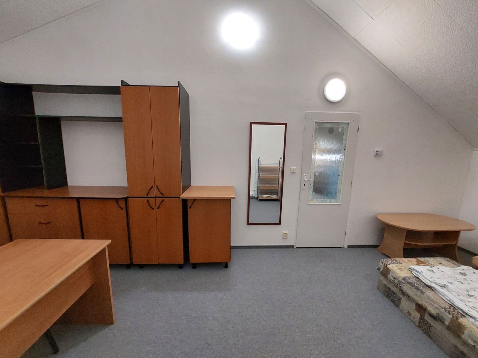 Prenájom bytu 2-izbový 20 m², Prostřední, Plzeň, Plzeňský kraj Prenájom bytu 2-izbový 20 m², Prostřední, Plzeň, Plzeňský kraj